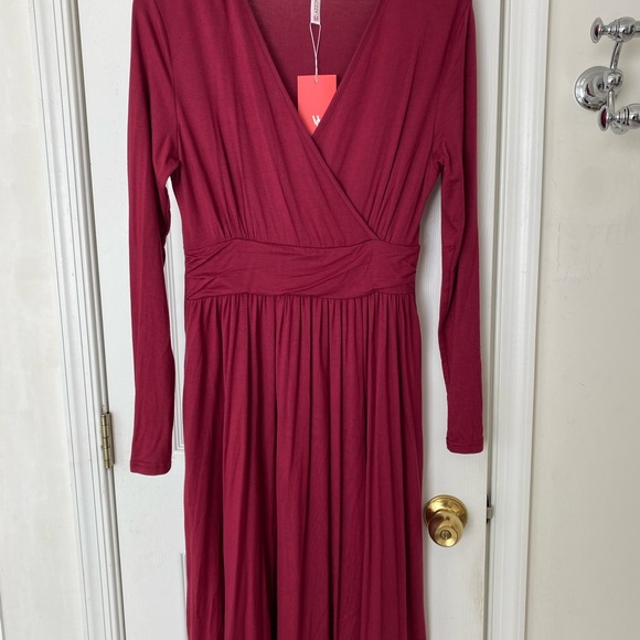 Elegant Burgundy Wrap Dress women’s size M - Picture 1 of 5